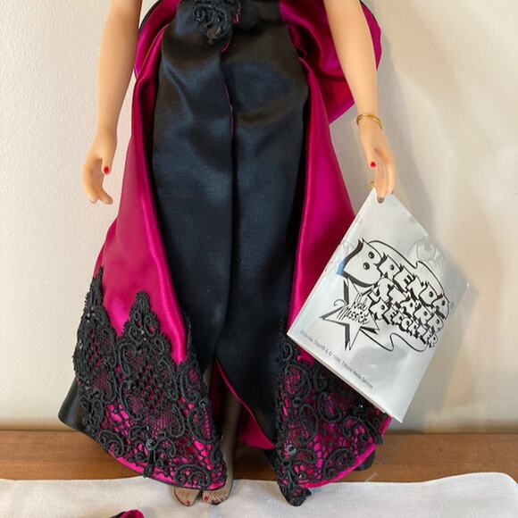 Vintage 90s Effanbee 16" Stepping Out Brenda Starr #V2003 (1999) LE1000 EUC - Picture 3 of 12